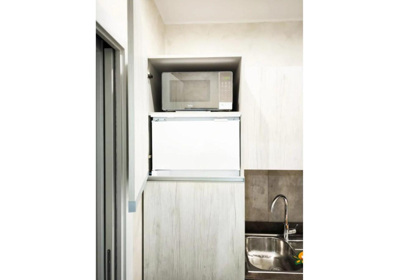 La Palmetta - Vicino Metro A Apartment Rome Bagian luar foto